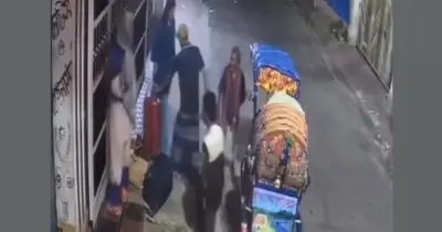 ঈদের ছুটিতে ঢাকায় ফেরা দুই বোনকে কিরিচের মুখে ডাকাতি, গ্রেপ্তার ১