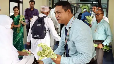 চট্টগ্রামে ফিরল হজযাত্রীদের প্রথম ফ্লাইট, দিল্লিতে অগ্নিকাণ্ডে জামায়াতের দুঃখ প্রকাশ
