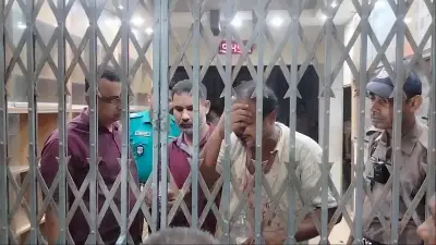 রংপুরে থানায় স্বেচ্ছাসেবক দল নেতাকে পিটিয়ে রক্তাক্ত, তিন পুলিশ প্রত্যাহার
