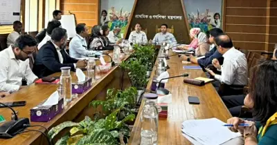 আগস্টে প্রাথমিক শিক্ষার্থীদের বিনামূল্যে ইউনিফর্ম ও জুতা বিতরণের লক্ষ্য