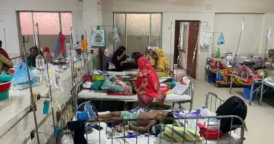 হামে আক্রান্ত শিশুদের স্বজনদের দুর্ভোগ, হাসপাতালের বারান্দায় থাকছেন ২৮ দিন