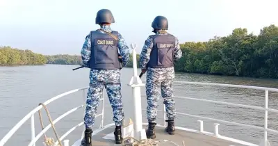 পুশইন প্রতিরোধে কোস্ট গার্ডের সীমান্তে টহল জোরদার