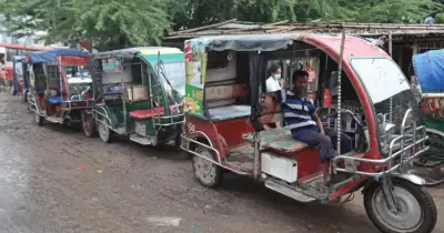 মোটরসাইকেল ও ব্যাটারিচালিত অটোরিকশার ওপর সরাসরি কর প্রত্যাহার, জোর দাখিলার শর্তে
