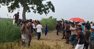 সাপাহার সীমান্তে পুশ ইন ব্যর্থ, ১৭ জনকে ফেরত নিল বিএসএফ