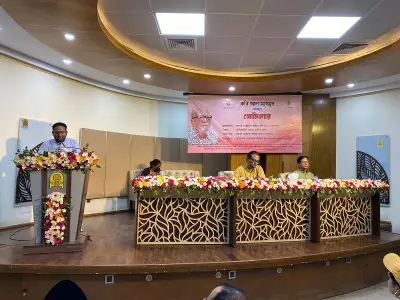 কবি আল মাহমুদ স্মরণে বাংলা একাডেমির সেমিনারে কাল-কবি সম্পর্কের গভীর বিশ্লেষণ