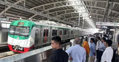 মেট্রোরেলের রাতের সেবা ২০ মিনিট বাড়লো রবিবার থেকে