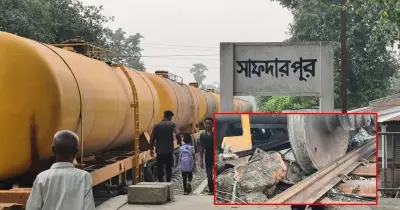 ঝিনাইদহে মালবাহী ট্রেনের ৩ ট্যাংকার লাইনচ্যুত, ট্রেন চলাচল বন্ধ