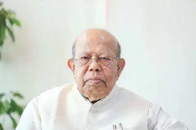 জাতীয় অধ্যাপক ড. এ কে আজাদ খানের জীবনের দীর্ঘ পথচলা