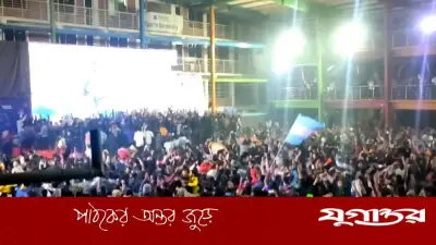 বিশ্বকাপের হাওয়ায় ক্যাম্পাসের রূপান্তর: ফুটবলের উন্মাদনায় তরুণ প্রজন্ম