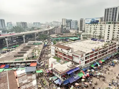 ঢাকায় সকালে রোদ-বৃষ্টির খেলা, তিন বিভাগে বৃষ্টির সম্ভাবনা
