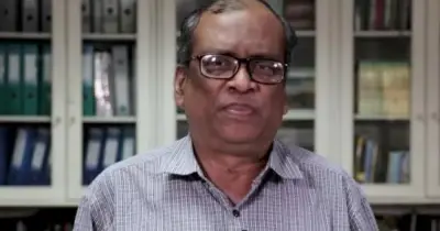 আজীবন ইমেরিটাস অধ্যাপকের পদ বাতিলে বিএমইউর সিদ্ধান্তে বিচলিত ডা. আব্দুল্লাহ