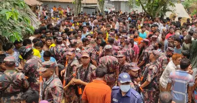 লালমনিরহাটে ভুট্টাখেত থেকে নিখোঁজ শিক্ষার্থীর মরদেহ উদ্ধার, জনতা বাবা-ছেলেকে অবরুদ্ধ