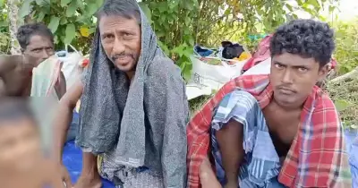সীমান্তে আটকে পড়া ১২ জনকে ফেরত নিল বিএসএফ