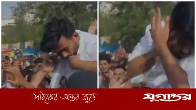 ভারতে হামলার শিকার ককরোচ পার্টির প্রতিষ্ঠাতা, ভিডিও ভাইরাল
