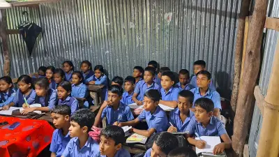 সন্দ্বীপে সাত বিদ্যালয়ের ভবন নির্মাণ বন্ধ, শিক্ষার্থীদের ভোগান্তি