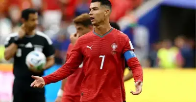 সমালোচনার মুখে রোনালদো, পাশে দাঁড়ালেন রুবেন দিয়াস
