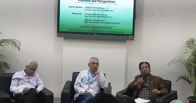 ইস্ট ওয়েস্ট ইউনিভার্সিটিতে জাতীয় বাজেট ২০২৬-২৭ নিয়ে সেমিনার