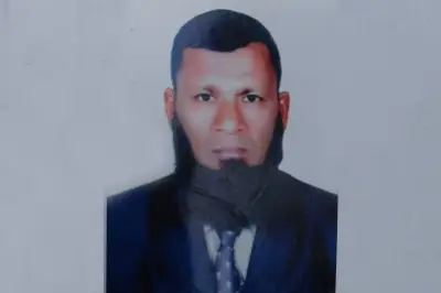বরিশালে মসজিদে নামাজরত অবস্থায় ছোট ভাইকে কুপিয়ে হত্যা, বড় ভাই পলাতক