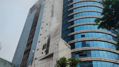 বাংলা মোটর রুপায়ন টাওয়ারে আগুন জব্দকৃত ৬০০ কোটি ডলার ফেরত পাচ্ছে ইরান
