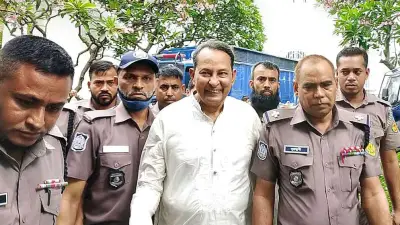 মানবতাবিরোধী মামলায় ইনুর ১০ বছরের কারাদণ্ড, শহীদ মিনারে শেষ শ্রদ্ধা