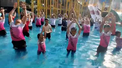 গাজায় ইসরায়েলি হামলায় নিহত ৪০০, আহত ১,৫০০
