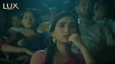 ঢালিউডের আলোচিত অভিনেত্রী জান্নাতুল ফেরদৌসের নতুন ফ্যাশন ট্রেন্ড