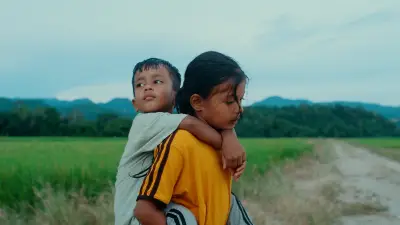 ‘লস্ট ল্যান্ড’: রোহিঙ্গা শরণার্থীদের দুঃসহ সমুদ্রযাত্রার গল্প