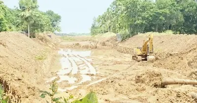 মধুমতী নদীর প্লাবনে নড়াইলে ৬ হাজার একর জমির ফসল ও বসতবাড়ি ক্ষতিগ্রস্ত