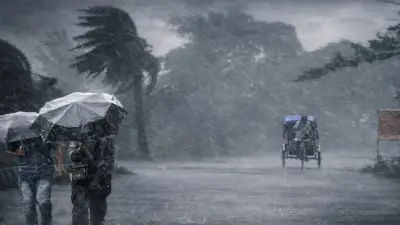 ৫ জেলায় ৬০ কিমি বেগে ঝড়ের আভাস, খুলনার অতিরিক্ত পুলিশ কমিশনার প্রত্যাহার