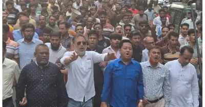 স্বেচ্ছাসেবক দলের বাজেট সমর্থনে আনন্দ মিছিল ও সমাবেশ