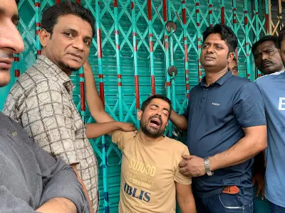 রাজশাহীতে স্বর্ণের দোকানে দেয়াল কেটে চুরি, ২০০ ভরি স্বর্ণ ও ২৫ লাখ টাকা লুট