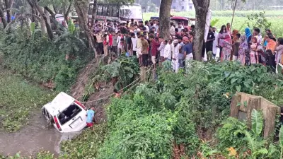 সড়ক দুর্ঘটনায় স্ত্রী নিহত, আহত ১০; প্রবাসীকে বিমানবন্দরে পৌঁছে দিতে গিয়ে