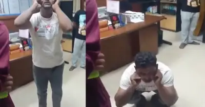রংপুরে বিনা চিকিৎসায় মৃত্যু, লাশ আটকে কান ধরে ওঠবস