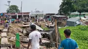 চলনবিলে ৩৬ অবৈধ স্থাপনা উচ্ছেদ, নীলফামারীতে প্রকল্প অচল