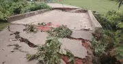 গাজীপুরে ৩৮ বছর বয়সী সেতু ভাঙনের ঝুঁকিতে, দুর্ভোগে হাজারো মানুষ