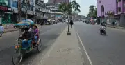 ঈদের ছুটি শেষে অফিস খুললেও রাজধানীর সড়কে নেই ব্যস্ততা