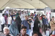 ঈদের ছুটি শেষে কর্মজীবীদের শহরমুখী যাত্রা