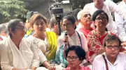 মমতা বাংলাদেশে বড় খুনের ঘটনায় সব জানি: খুরশীদ আলম নন, স্ত্রী ঋণখেলাপি