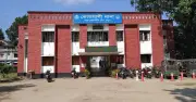 থানায় স্বেচ্ছাসেবক দল নেতাকে পিটিয়ে রক্তাক্ত, ওসিসহ ৩ পুলিশ ক্লোজড