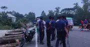 টাঙ্গাইলে দুই গ্রামের সংঘর্ষে নিহত ১, আহত ২০, আগুনে পুড়ল ১১ বাড়ি