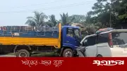 নাটোরে ট্রাক-মাইক্রোবাস সংঘর্ষে বাবার কোলে দুই শিশুর মৃত্যু