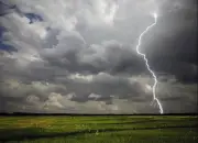চার জেলায় বজ্রপাতে নিহত ৯