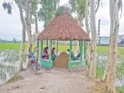 বজ্রপাত থেকে কৃষকদের রক্ষায় শিবরাম গ্রামে কৃষক ছাউনি