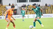সাফ হ্যাটট্রিক শিরোপা হাতছাড়া, বিশ্বকাপ উন্মাদনায় ব্রাজিল-আর্জেন্টিনা সেতু