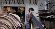 চামড়া শিল্পের ভবিষ্যৎ নিয়ে উদ্বেগ, নীতি অবহেলায় সম্ভাবনা হারানোর ঝুঁকি