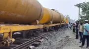 ঝিনাইদহে ট্রেন লাইনচ্যুত, খুলনার সাথে যোগাযোগ বন্ধ