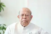 জাতীয় অধ্যাপক ড. এ কে আজাদ খানের জীবনের দীর্ঘ পথচলা