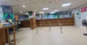 ইসলামী ব্যাংকে চেয়ারম্যানের পদত্যাগ দাবিতে দুই ঘণ্টার কলম বিরতি