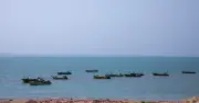 ইরানে মার্কিন হামলা: অ্যাপাচি হেলিকপ্টার ভূপাতিতের জেরে পাল্টা আক্রমণ