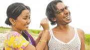 মনপুরার স্মৃতি ভাগ করলেন চঞ্চল, শাড়িতে মেহজাবীন